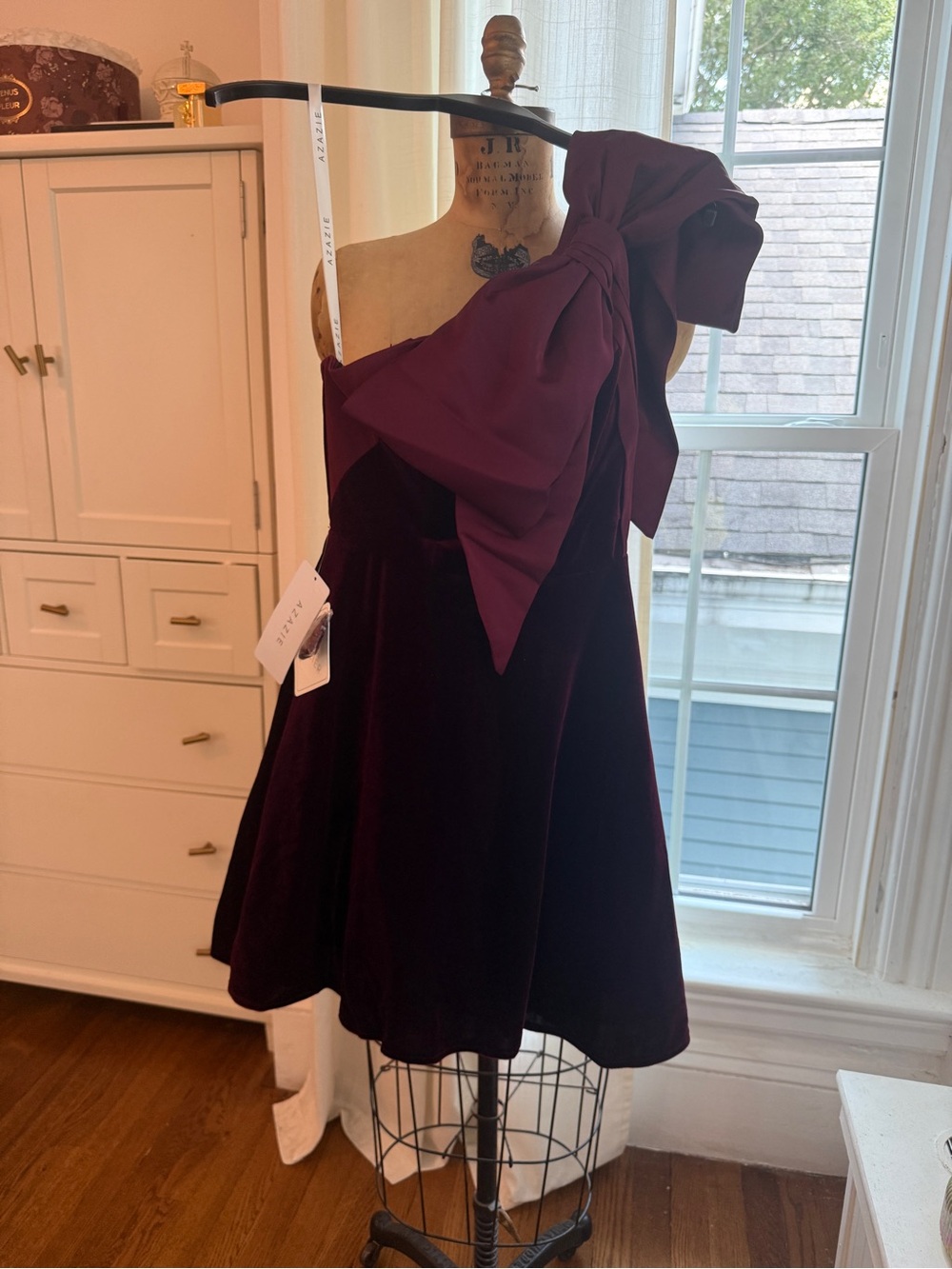 Azazie Atelier One-Shoulder Wine Velvet Party Mini Dress Sz 0
